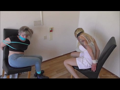 ❤️ व्यसनाधीन / बांधलेले आणि गुंडाळलेले / संकटात मुलगी ☑  mr.pornmega-com.ru वर  ❌❤